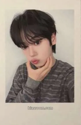 Hwang EunSoo yesweare Photocard - idntt - idntt K-pop photocard