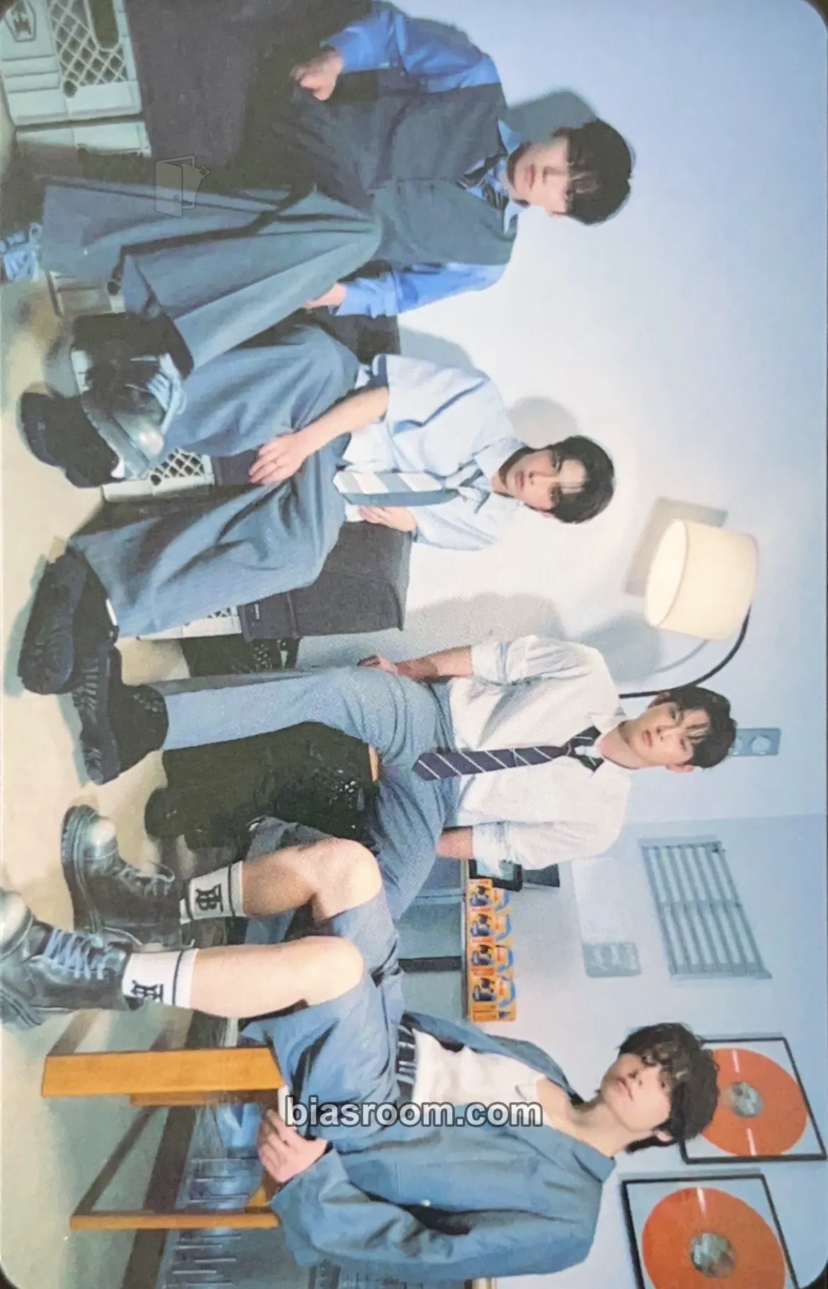 Under Photocard - ONEUS - ONEUS K-pop photocard