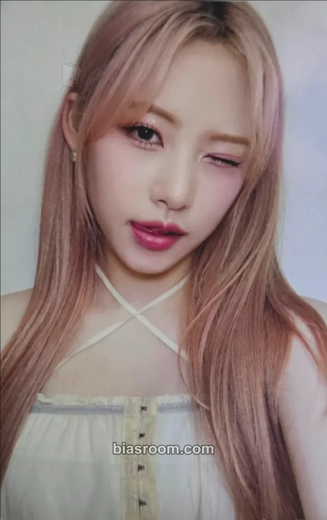RESCENE - Liv - Re:Scene Album video call (fancall) makestar round 1