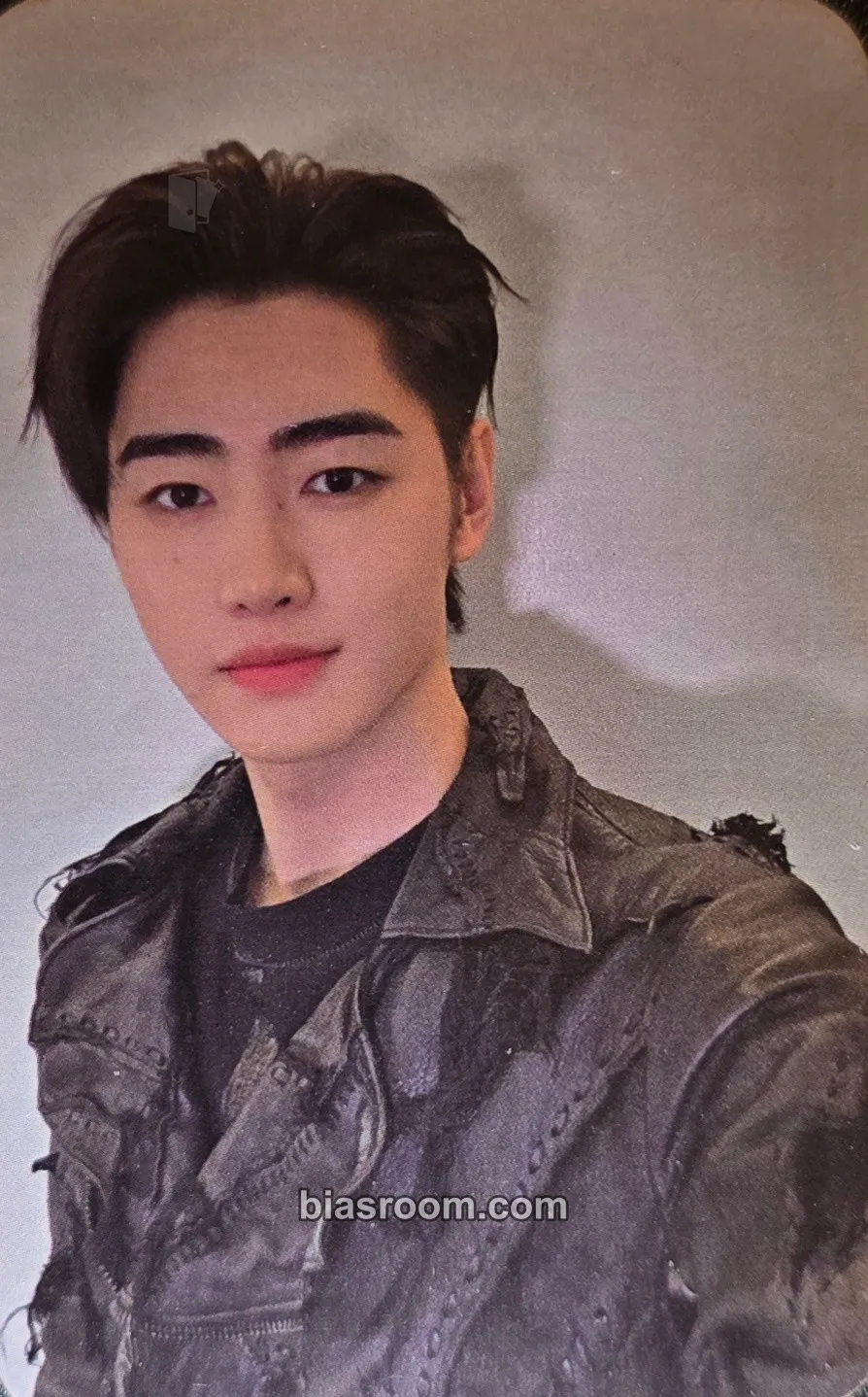 Sunghoon World Tour 'Blood Saga' Photocard - ENHYPEN - ENHYPEN K-pop photocard