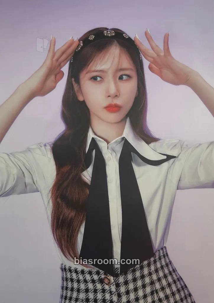 JiU Reason Boutique Photocard - Dreamcatcher - Dreamcatcher K-pop photocard