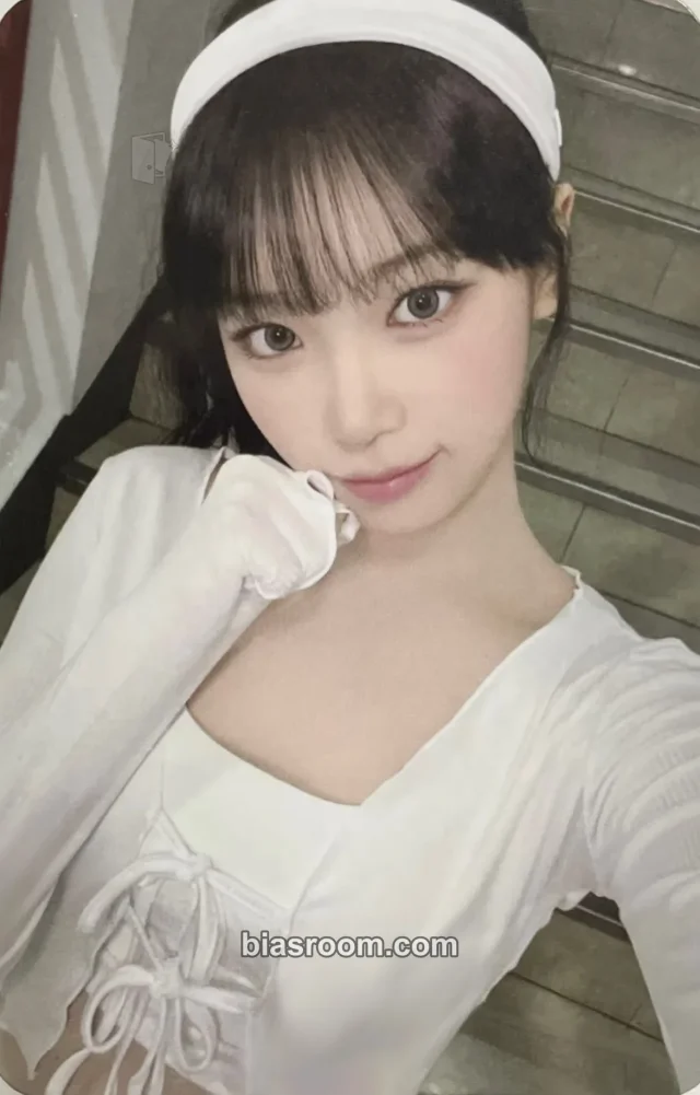 LE SSERAFIM - Kim Chaewon - PUREFLOW pt.1 Album 7-eleven taiwan lucky draw (LD)