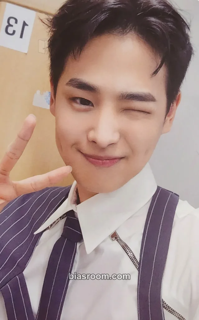 VICTON - Byungchan - SUMMER VICation Fanconcert Event fan event entrance / attendance benefit