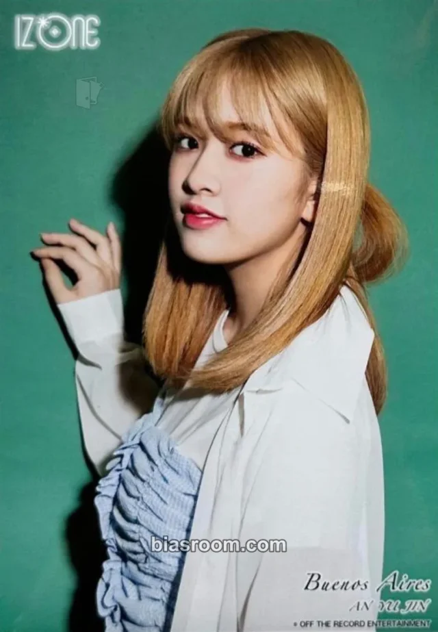 IZ*ONE - Yujin - Buenos Aires Album B version photo print random pack
