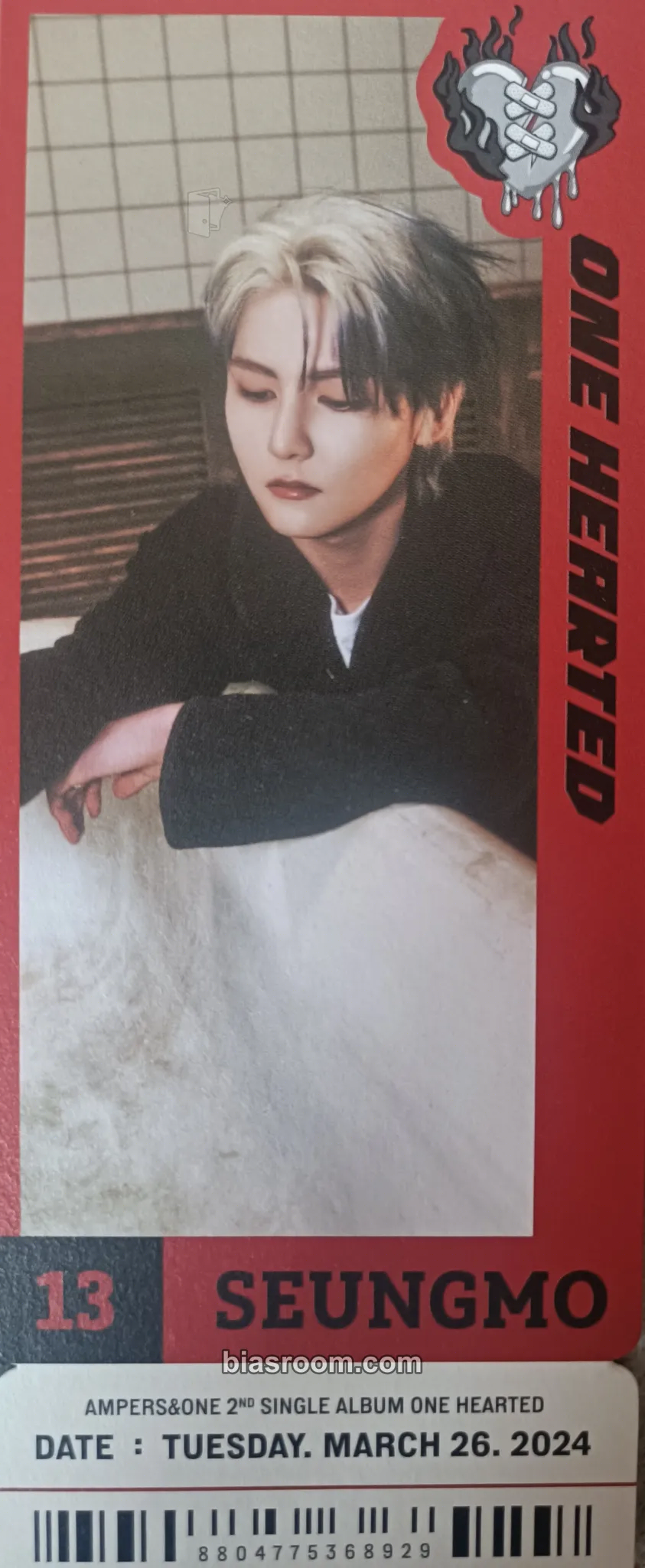 Seungmo ONE HEARTED Photocard - AMPERS&ONE - AMPERS&ONE K-pop photocard