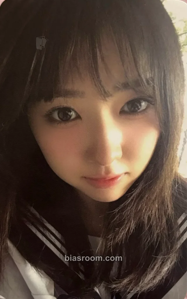 MADEIN - MiU - RISE Album album photocard