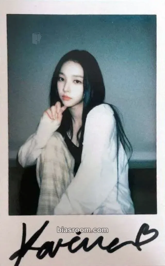 aespa - Karina - Girls MD Events (All) Event kmstation fansign polaroid