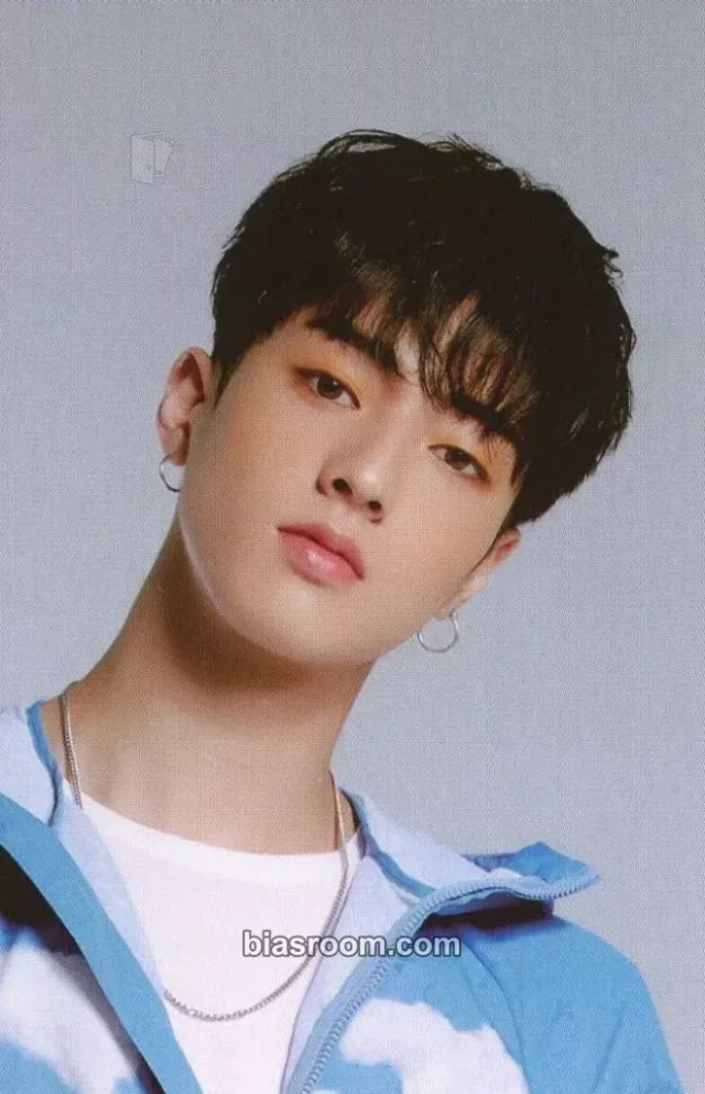 TREASURE - Haruto - THE FIRST STEP: CHAPTER TWO Album merch photocard photocard holder black version