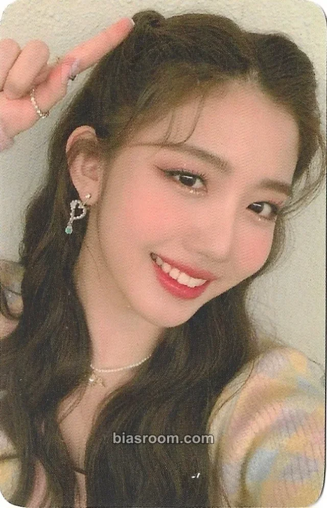 Cherry Bullet - Yuju - Cherry Rush Album pob (pre-order benefit) ktown4u