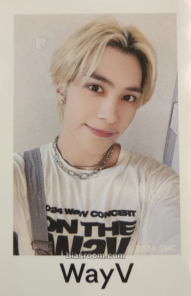 WayV - Hendery - On The Way Concert Event merch photocard trading card japan