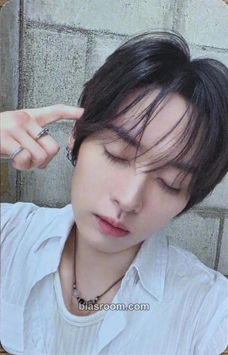 Lee Know This & That Photocard - Stray Kids - Stray Kids K-pop photocard