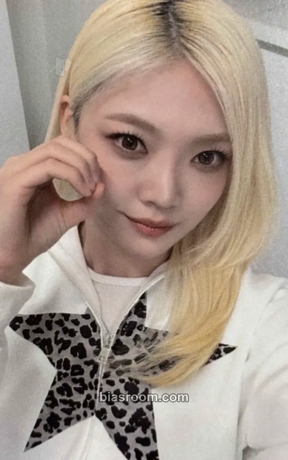 Onda Code Photocard - EVERGLOW - EVERGLOW K-pop photocard