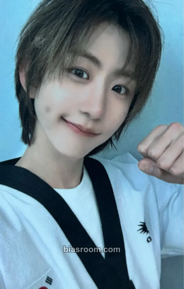 IDID - Wonbin - FLY! Album apple music round 1