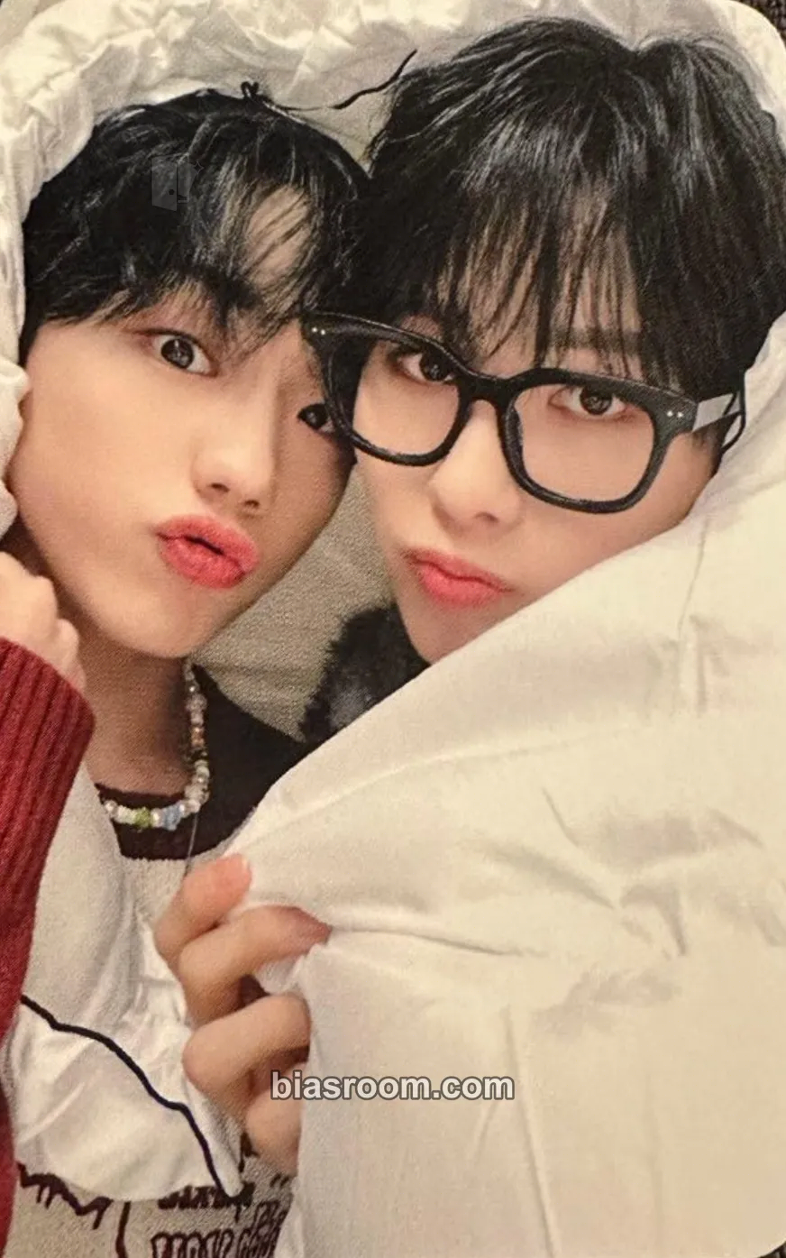 E’LAST WINTER PARTY in Japan Photocard - E’LAST - E’LAST K-pop photocard