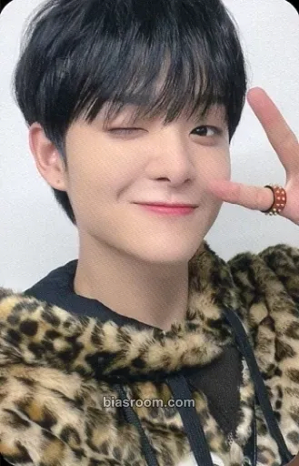 Jihoon Here I Stand Photocard - TREASURE - TREASURE K-pop photocard
