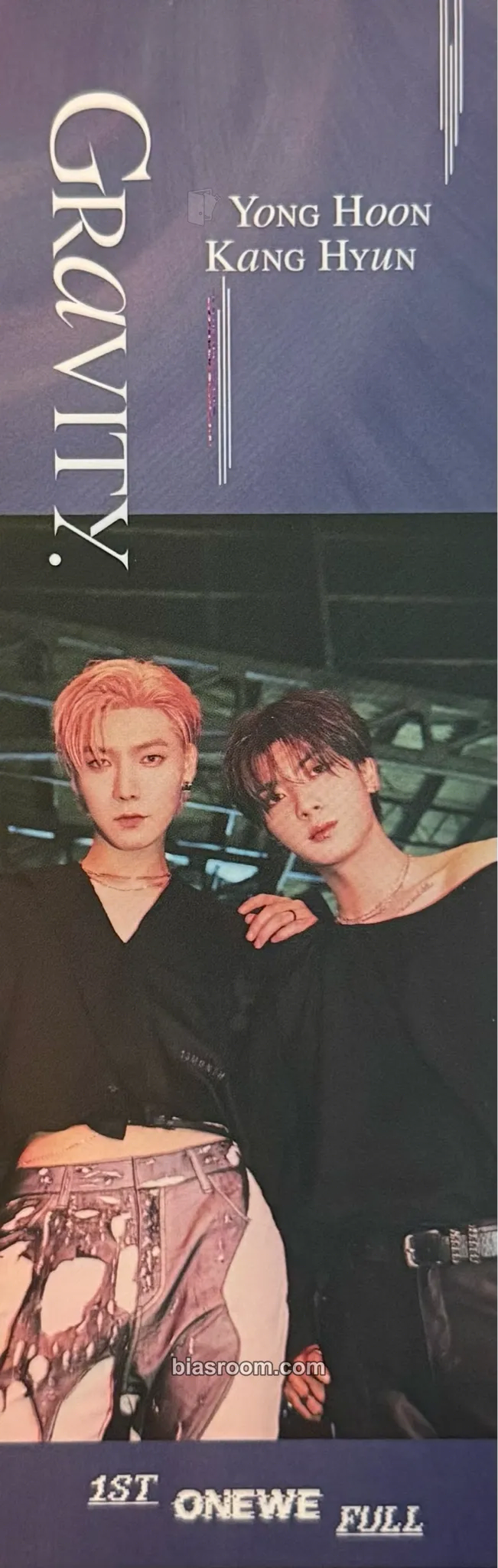 Gravity Photocard - ONEWE - ONEWE K-pop photocard