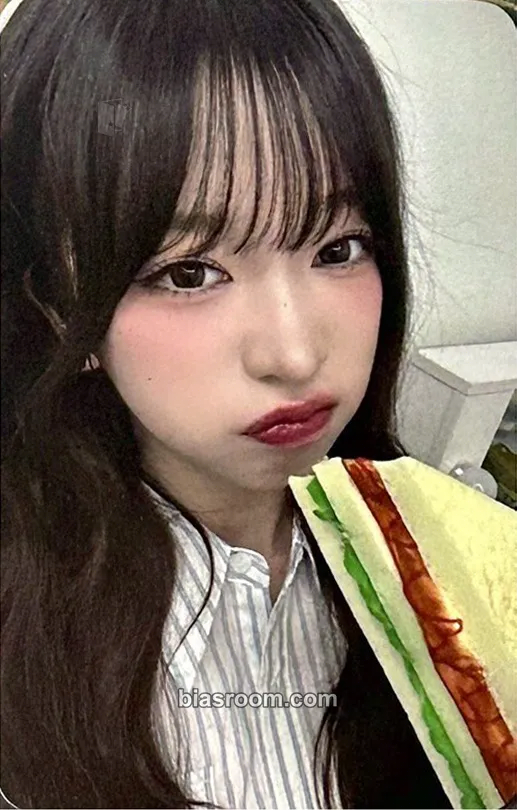 Haruna appendix: Of All We Have Lost Photocard - Billlie - Billlie K-pop photocard