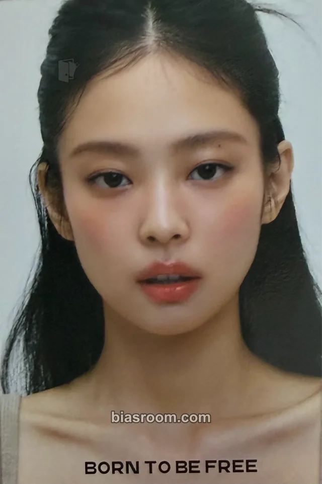BLACKPINK - Jennie - Jennie x HERA Other photocard set