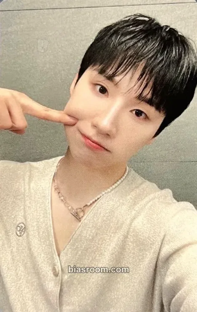 AB6IX - Woong - 6th Anniversary Cafe: ABBI’s Memory Box Event mini fan-meeting