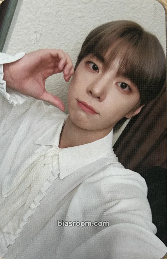NINE.i - Jiho - MIRAGE Album album photocard B version japanese album