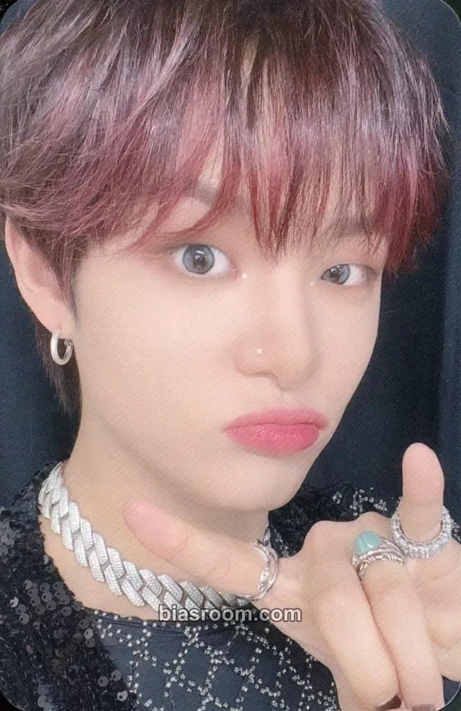 Jihoon REBOOT -JP SPECIAL SELECTION Photocard - TREASURE - TREASURE K-pop photocard