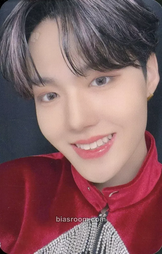 Doyoung REBOOT -JP SPECIAL SELECTION Photocard - TREASURE - TREASURE K-pop photocard