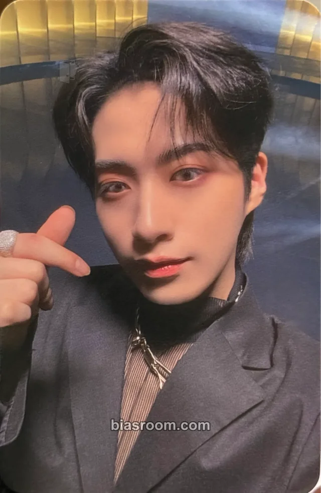 ONEUS - Xion - MALUS Album poca album pob (pre-order benefit) dear my muse (dmm) lucky draw (LD) round 1