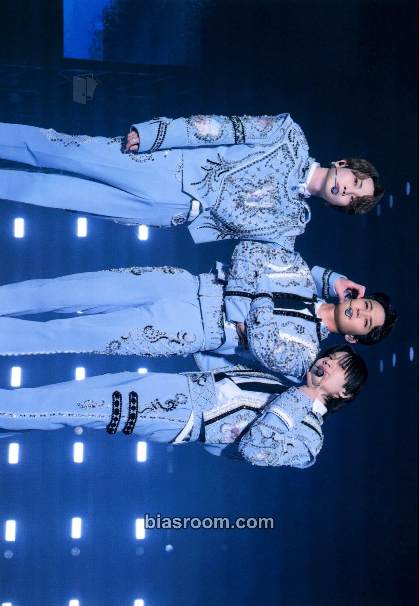 SHINee World VI: Perfect Illumination Photocard - SHINee - SHINee K-pop photocard