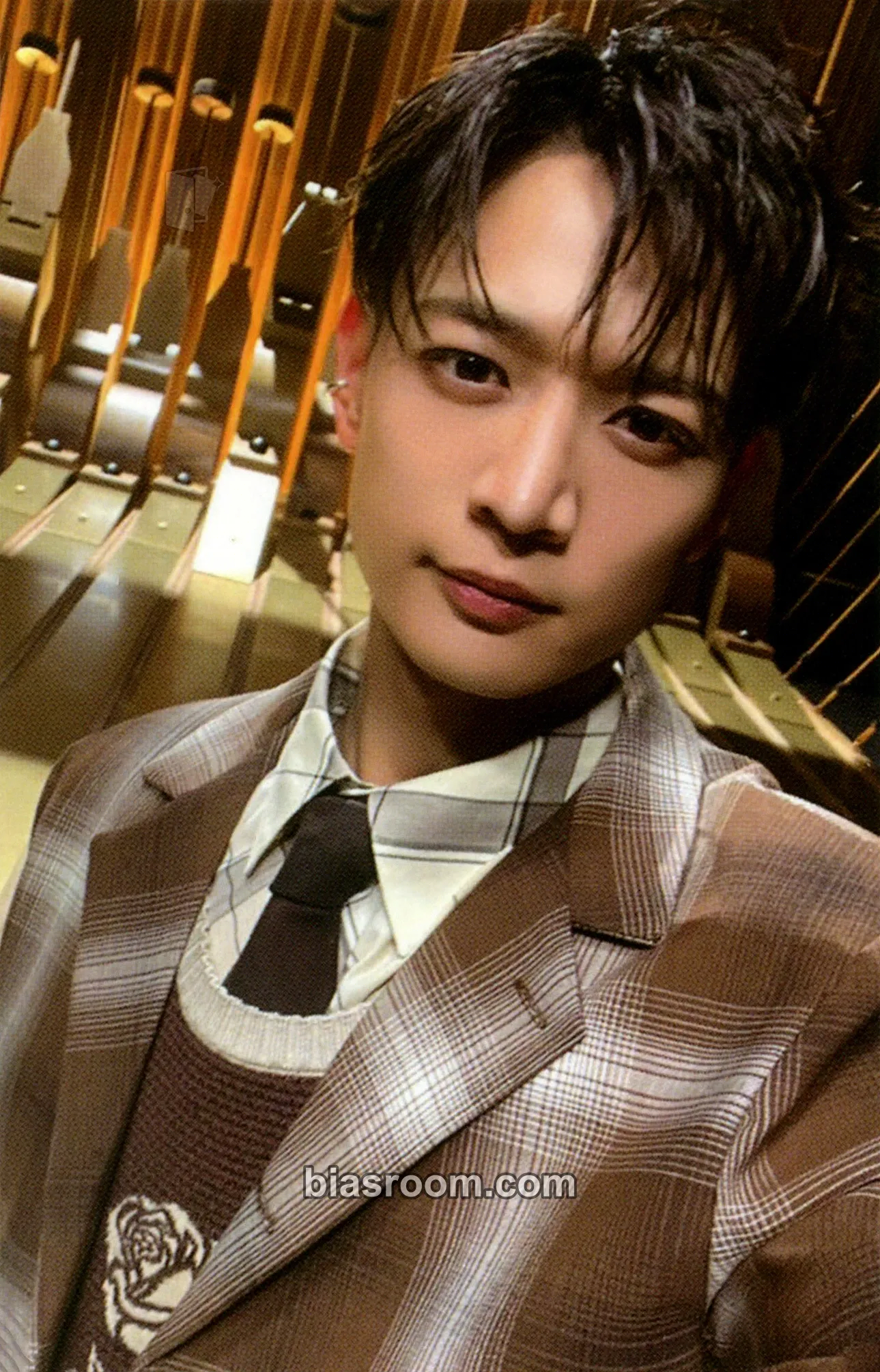 Minho SHINee World VI: Perfect Illumination Photocard - SHINee - SHINee K-pop photocard