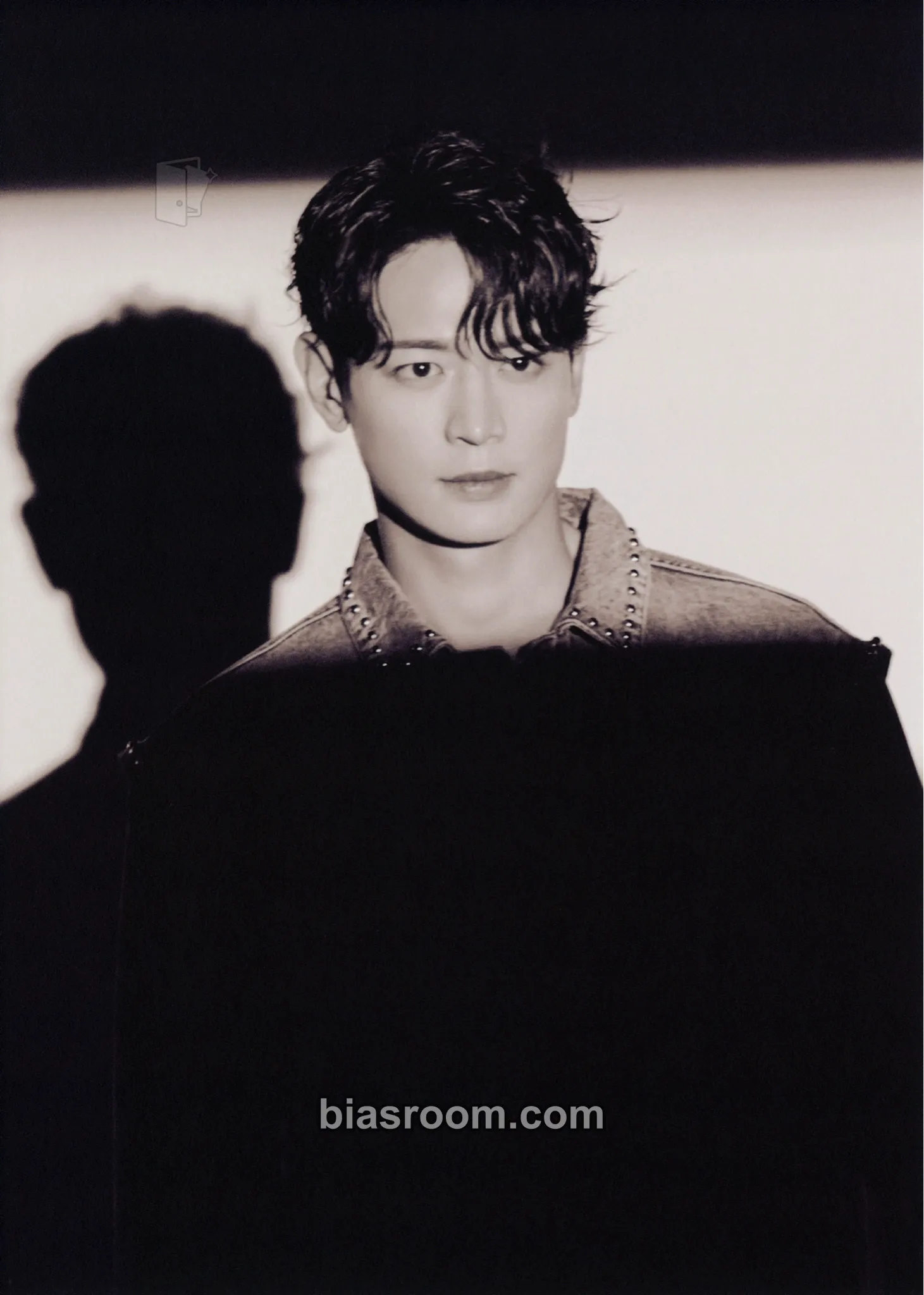 Minho SHINee World VI: Perfect Illumination Photocard - SHINee - SHINee K-pop photocard