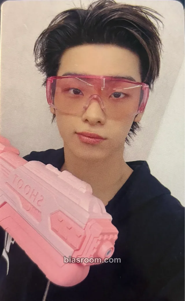 82Major - Dogyun - FEELM Album jump up video call (fancall) round 1
