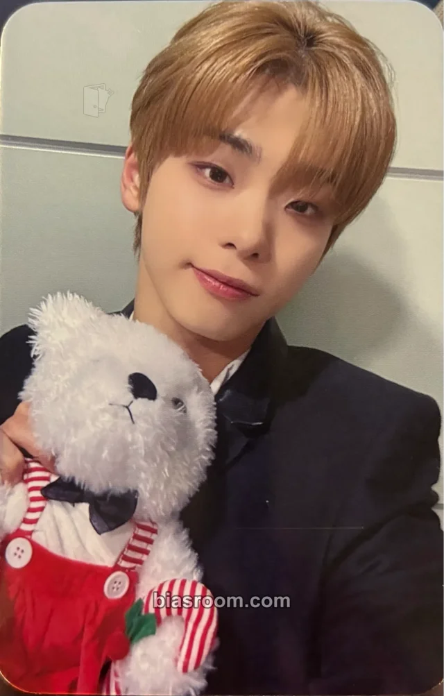 82Major - Dogyun - Trophy Album kpop together video call (fancall) photo event round 1