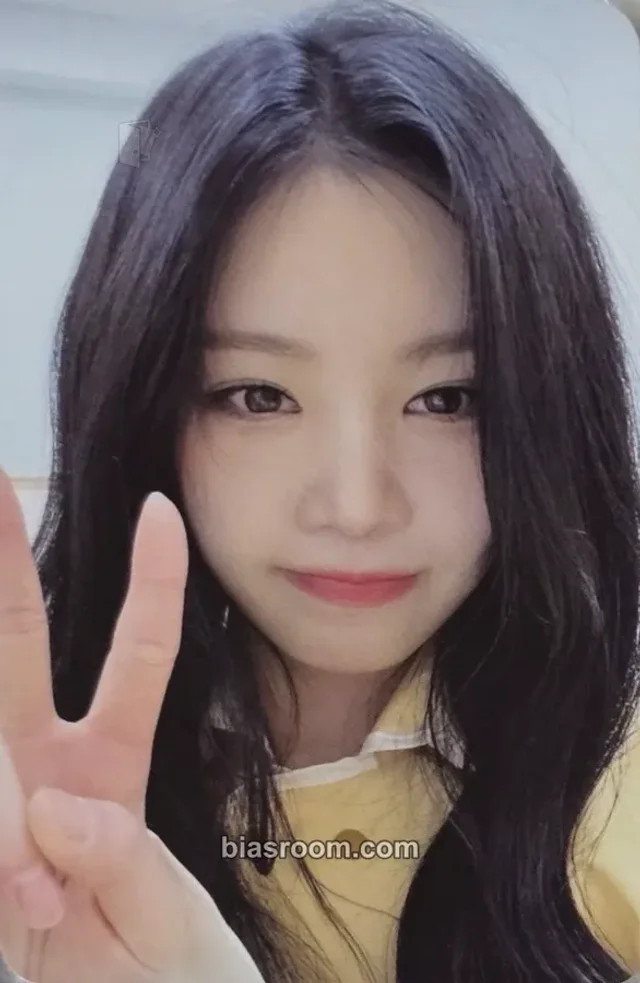 Soojin - Soojin - RIZZ Album round 1 fansign ktown4u
