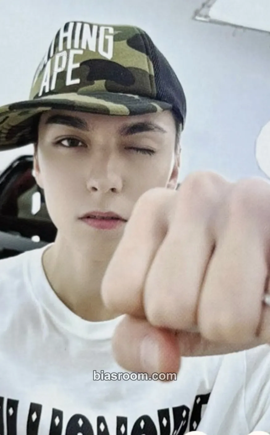 Vernon VERNON THE8 - V8 LIVE Photocard - SEVENTEEN - SEVENTEEN K-pop photocard