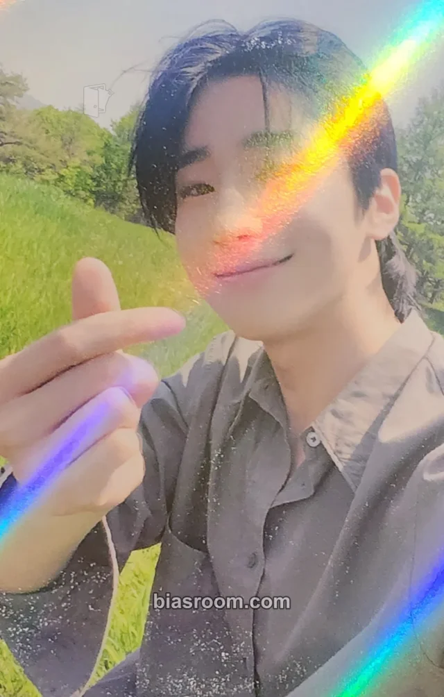 VICTON - Seungwoo - Fade Album holographic (hologram) non-standard size y global music (yglobal) offline