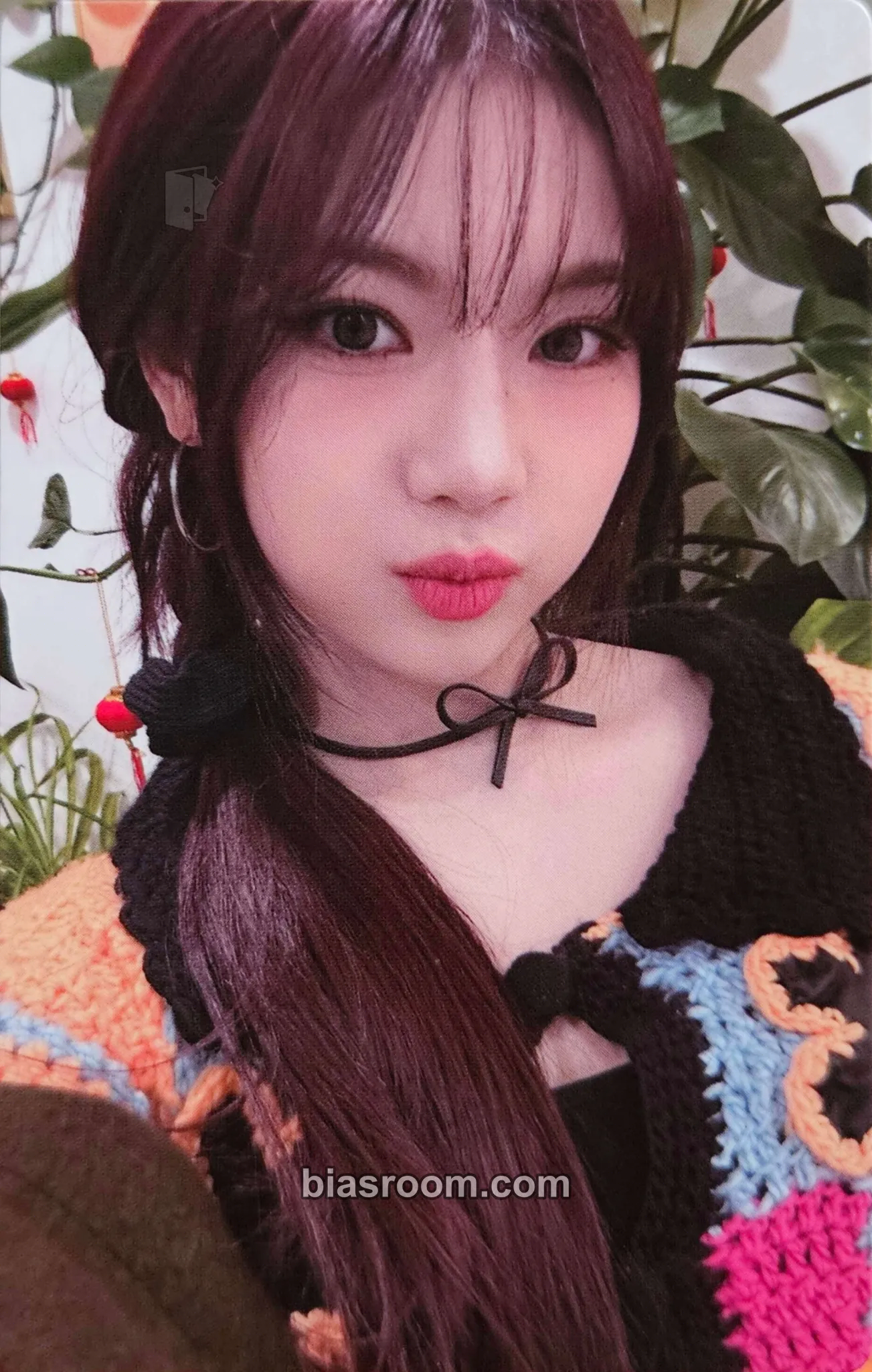Isa STAYC in ZhouZhuang Photocard - STAYC - STAYC K-pop photocard