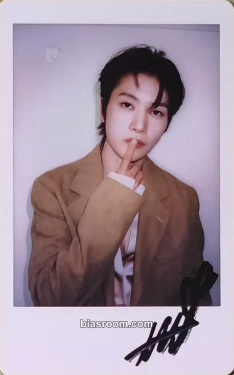 Matthew KNIGHT Magazine June 2026 Photocard - ZEROBASEONE - ZEROBASEONE K-pop photocard