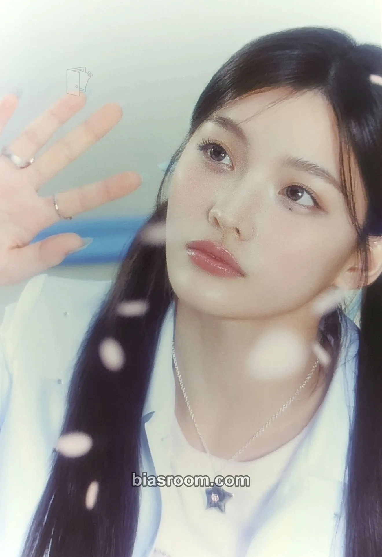 Iroha 2025 GLITTER DAY in SEOUL Photocard - ILLIT - ILLIT K-pop photocard