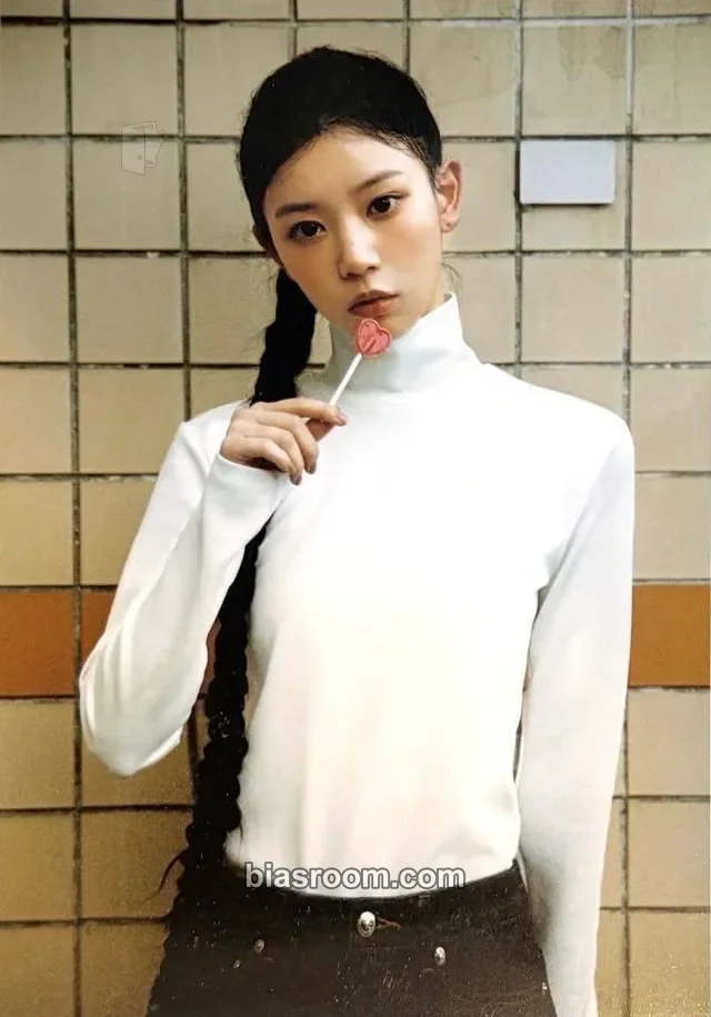 ILLIT - Moka - SUPER REAL ME Album whosfan cafe event photo print lucky draw (LD)
