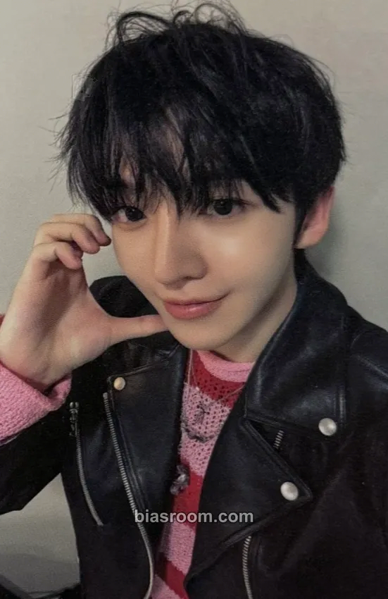 Donghyeon My First Flip Photocard - KickFlip - KickFlip K-pop photocard