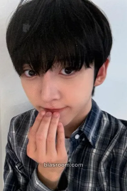 Donghyeon My First Flip Photocard - KickFlip - KickFlip K-pop photocard