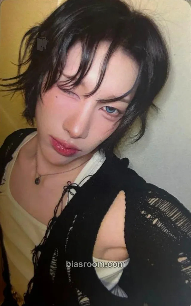XLOV - Rui - SERVING-X - 2026 XLOV Asia Tour Event tokyo merch photocard tour merch trading card