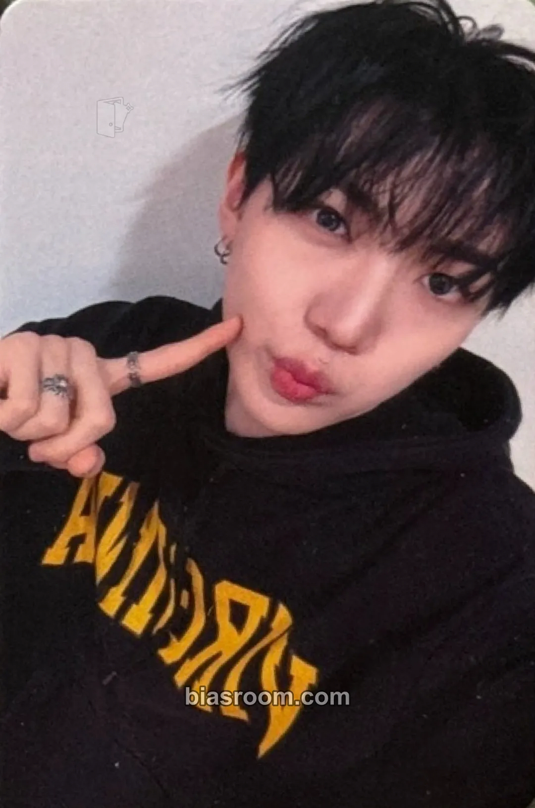 Hyunbin VCF Photocard - ALL(H)OURS - ALL(H)OURS K-pop photocard