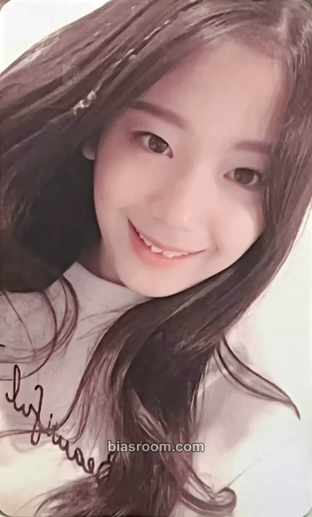 fromis_9 - Gyuri - To. Heart Album fansign round 6