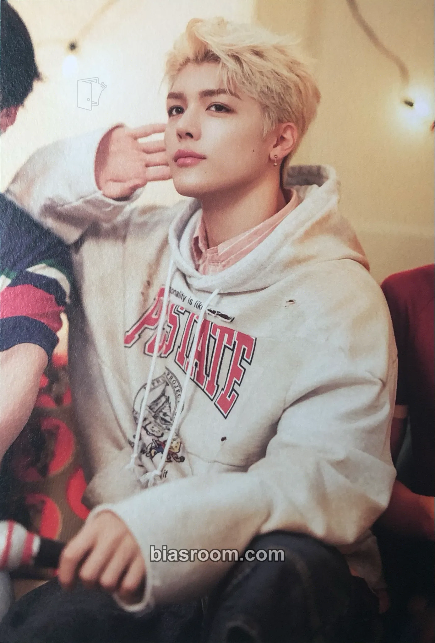 Maki 2026 Seasons Greetings Photocard - &TEAM - &TEAM K-pop photocard