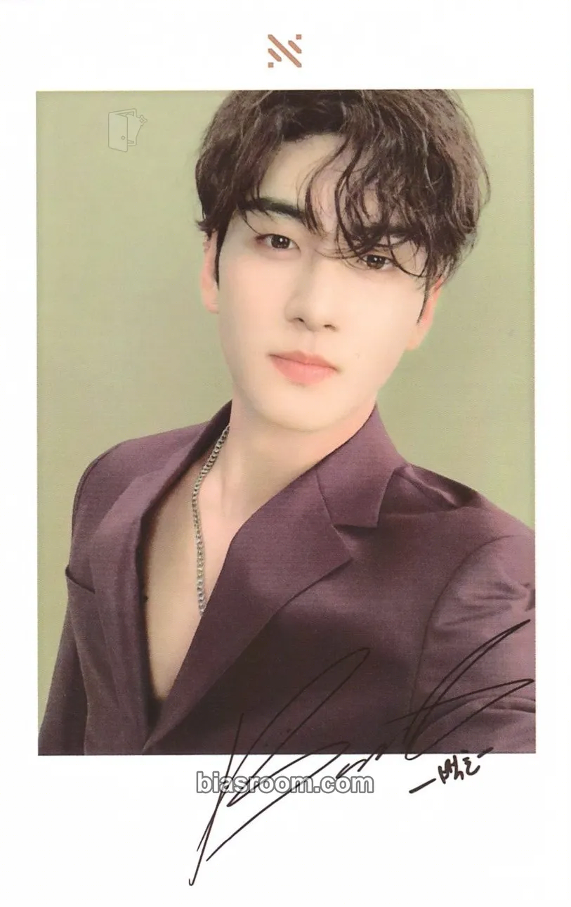 Baekho 2019 LOVEPAGE Fanmeeting Photocard - NU'EST - NU'EST K-pop photocard