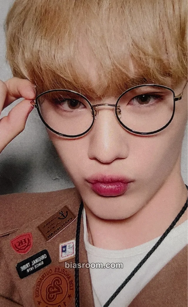 CIX - Hyunsuk - HELLO Chapter Ø. Hello, Strange Dream Album whosfan gmarket video call (fancall)