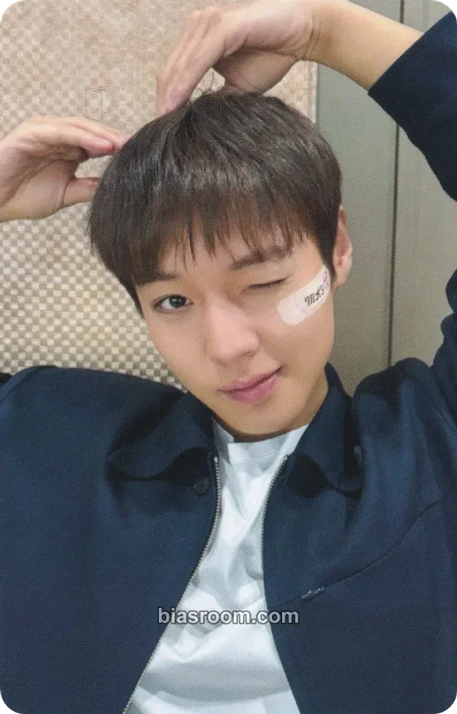 Park Jihoon - Jihoon - RE:FLECT Album fansign withmuu/withdrama
