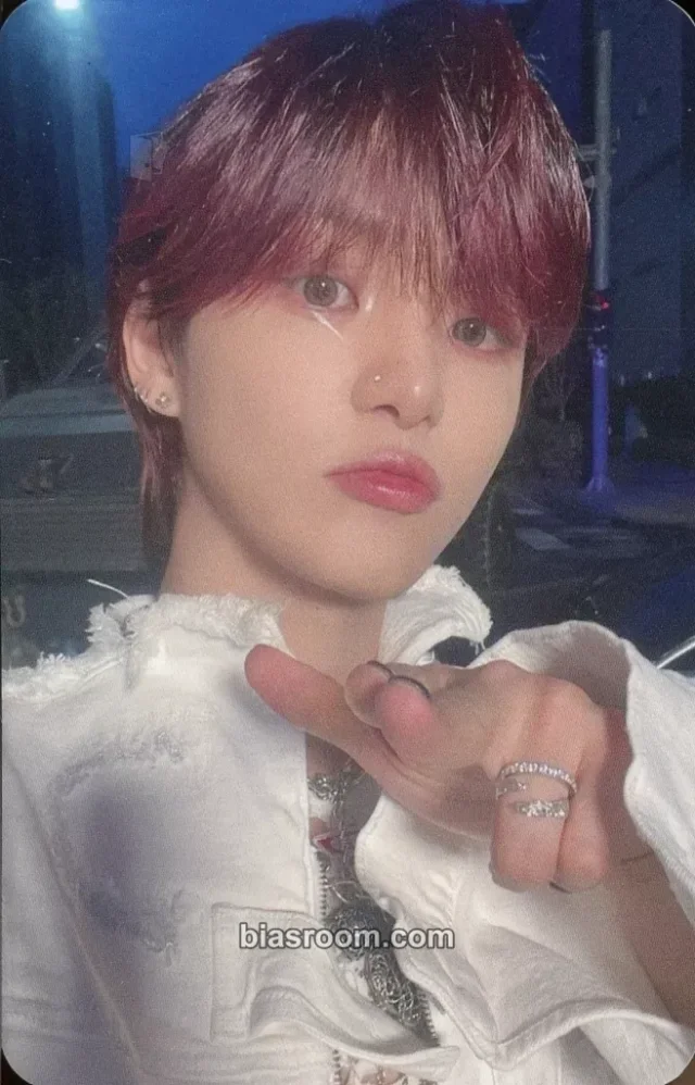 TREASURE - Jihoon - KING KONG/REVERSE Album purchase benefit cd shop