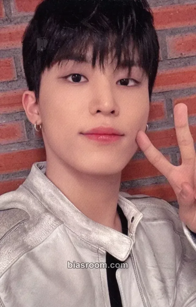TREASURE - Park Jeongwoo - KING KONG/REVERSE Album lucky draw (LD) hmv japan